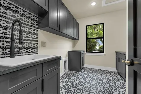 1910 Cloverlawn Avenue Orlando FL 32806