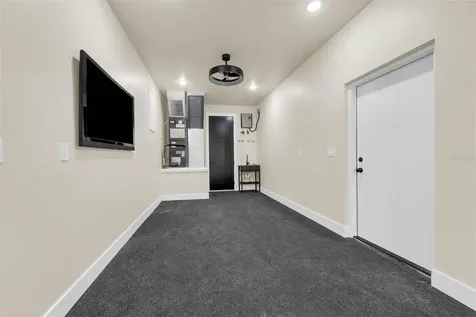 1910 Cloverlawn Avenue Orlando FL 32806