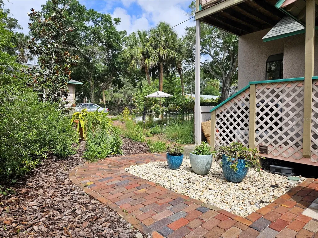 101 Read Street Tarpon Springs FL 34689