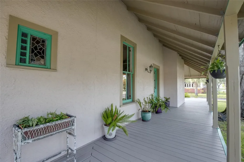 101 Read Street Tarpon Springs FL 34689