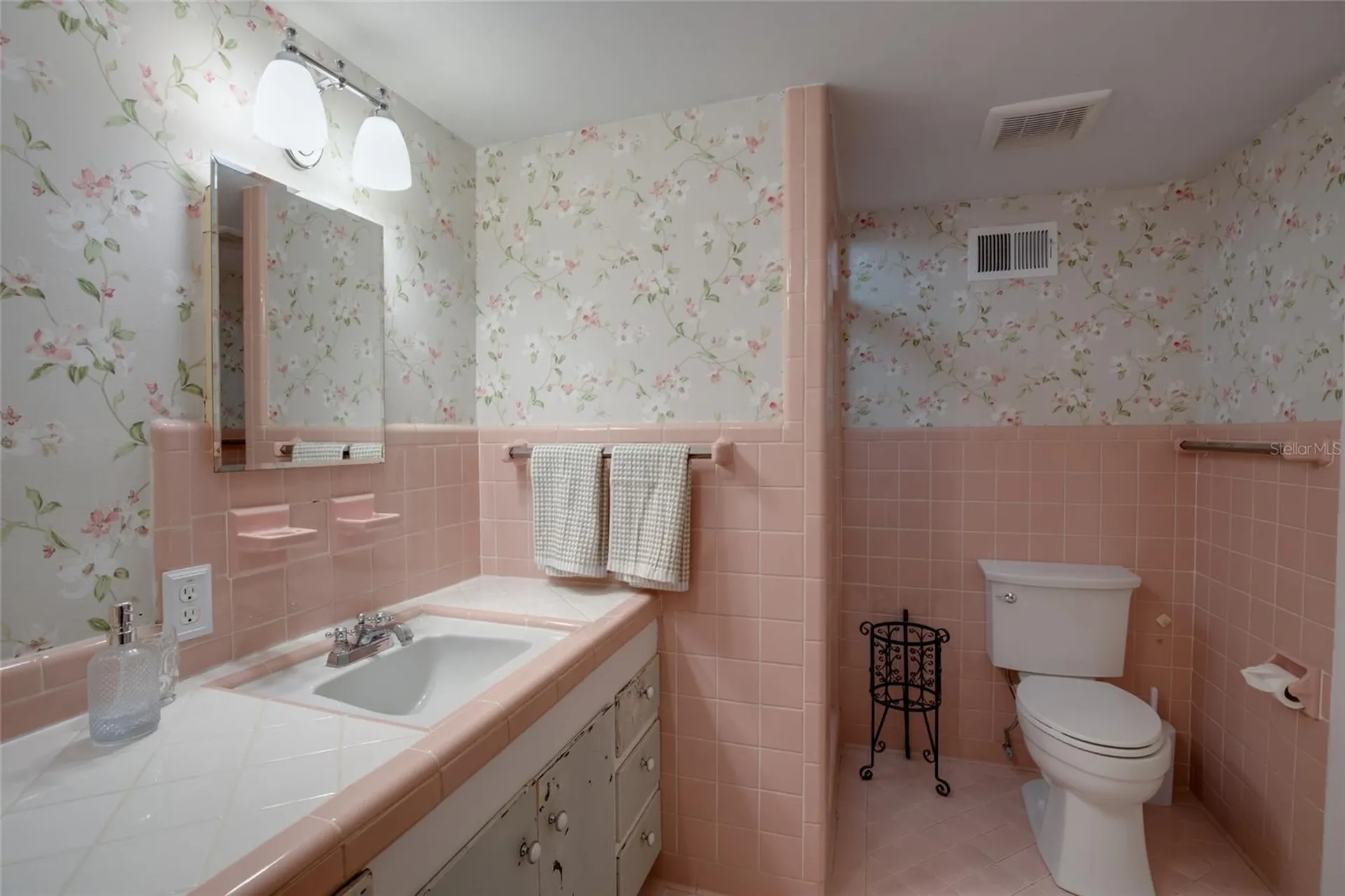 101 Read Street Tarpon Springs FL 34689