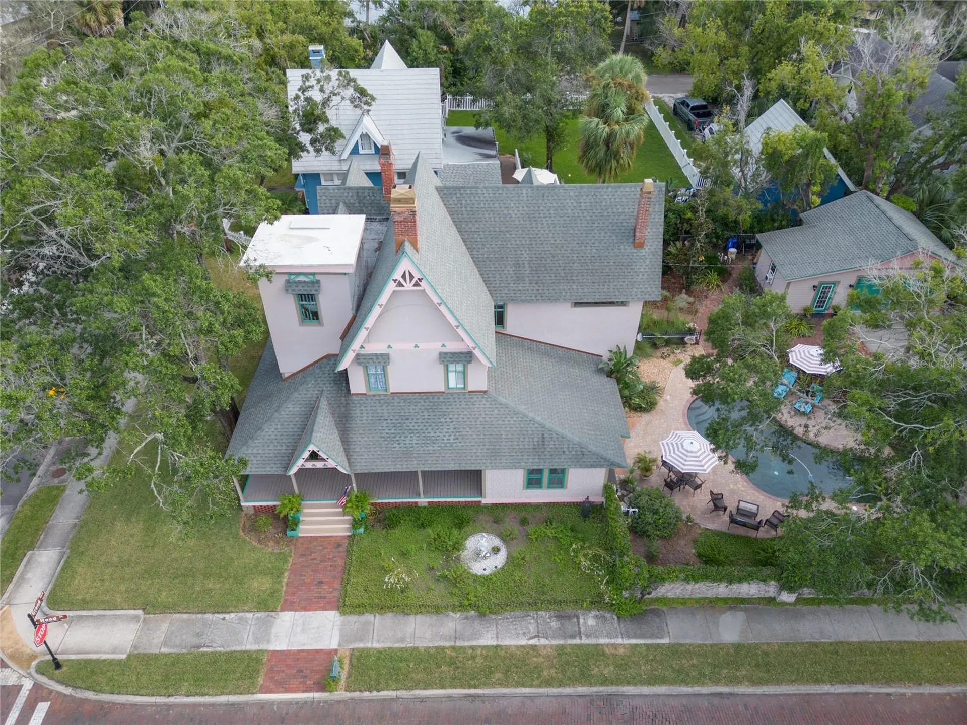 101 Read Street Tarpon Springs FL 34689