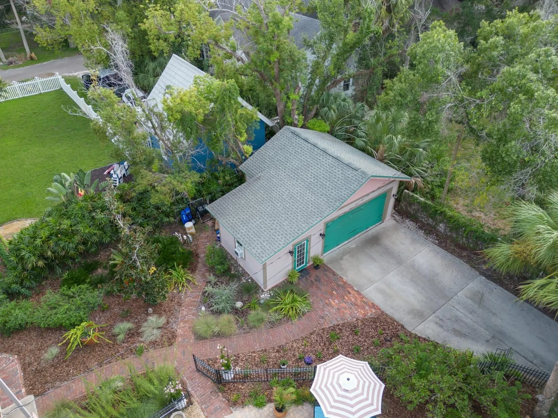 101 Read Street Tarpon Springs FL 34689