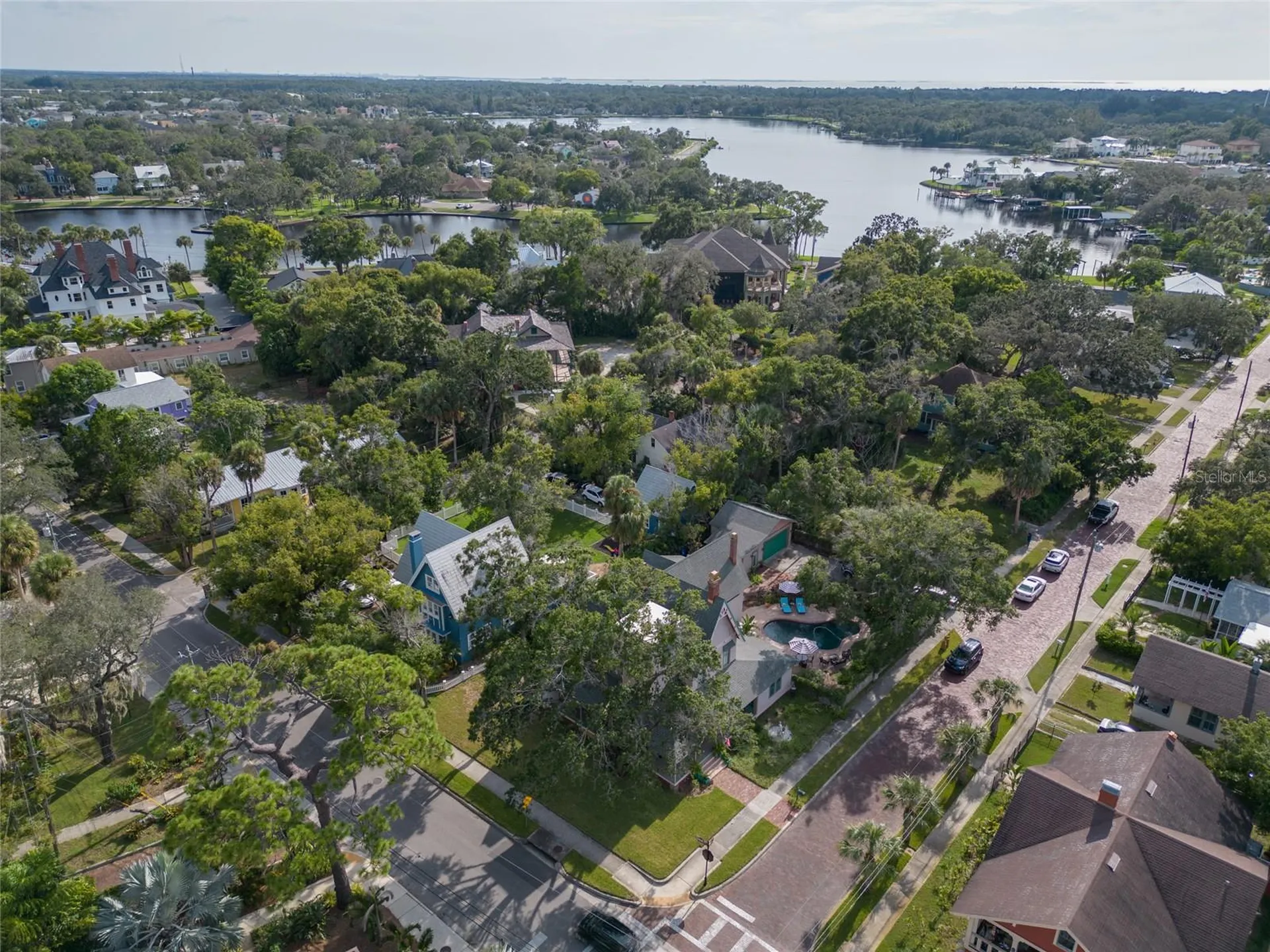 101 Read Street Tarpon Springs FL 34689