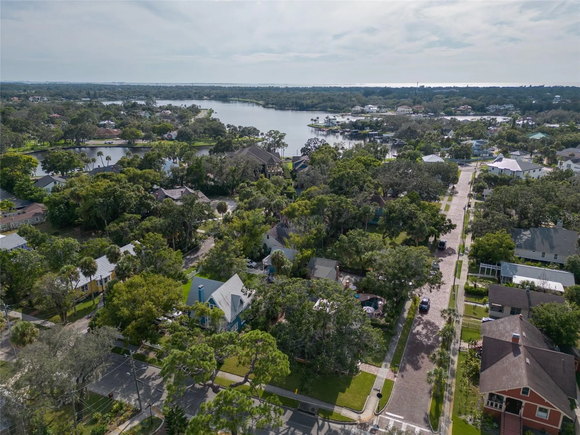 101 Read Street Tarpon Springs FL 34689