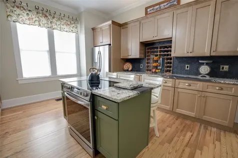 101 Read Street Tarpon Springs FL 34689