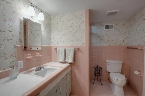 101 Read Street Tarpon Springs FL 34689