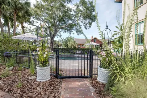 101 Read Street Tarpon Springs FL 34689