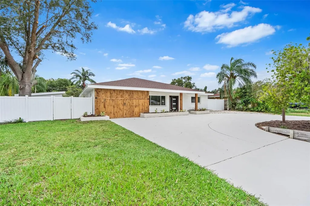 4500 22nd Avenue N St Petersburg FL 33713