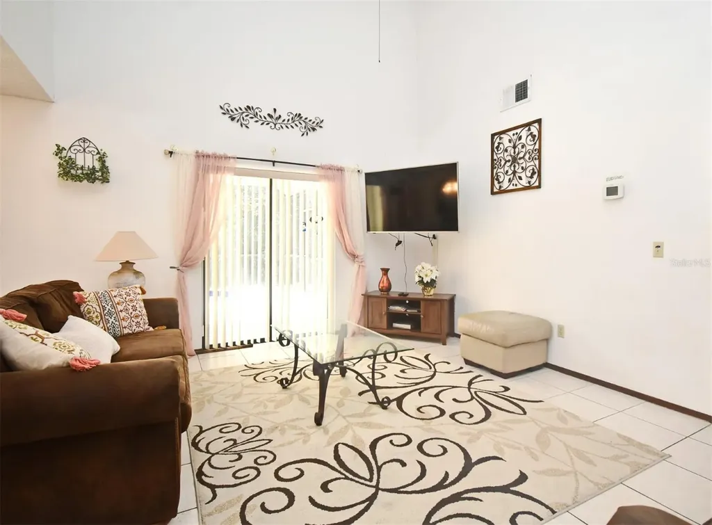 1438 Londra Lane Kissimmee FL 34744