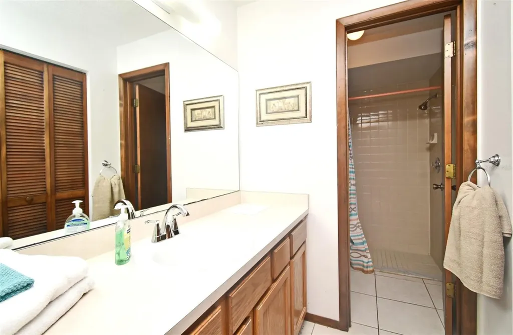 1438 Londra Lane Kissimmee FL 34744