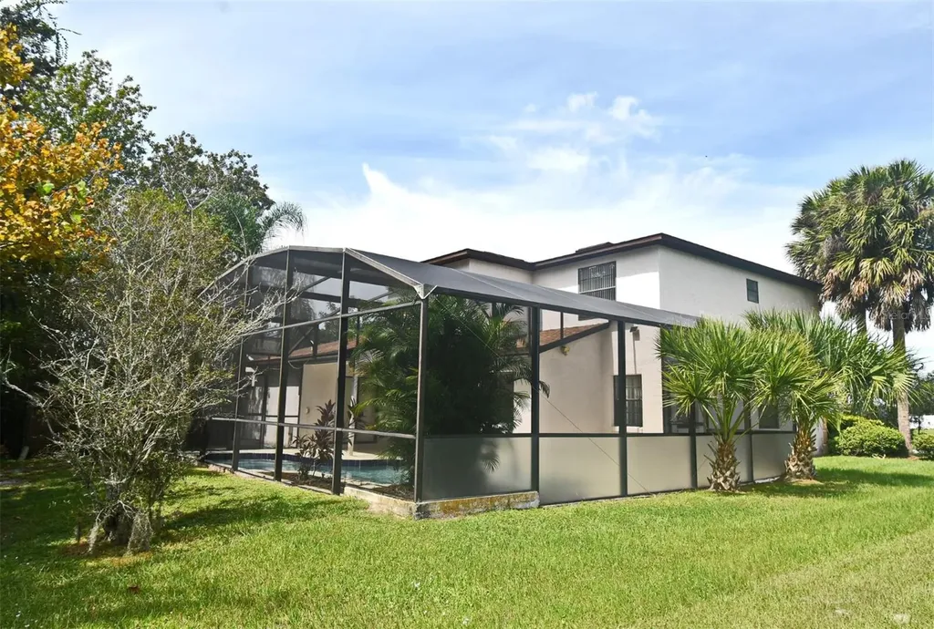 1438 Londra Lane Kissimmee FL 34744