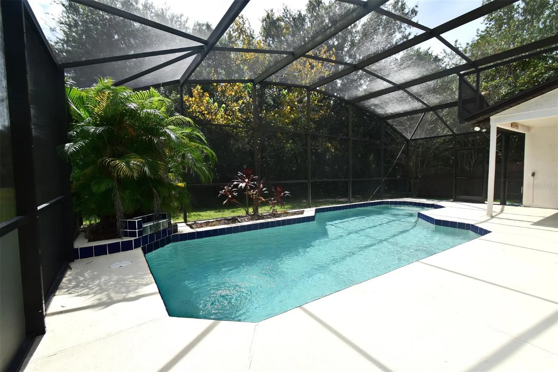 1438 Londra Lane Kissimmee FL 34744