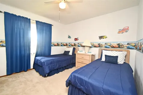 1438 Londra Lane Kissimmee FL 34744