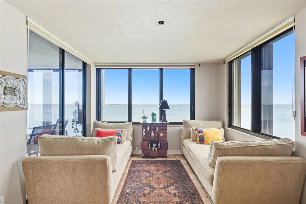 97 Sunset Drive Sarasota FL 34236