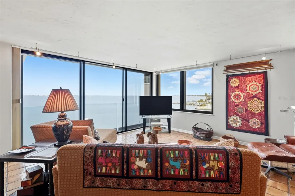 97 Sunset Drive Sarasota FL 34236