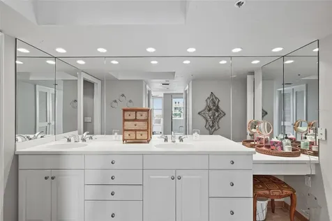 97 Sunset Drive Sarasota FL 34236