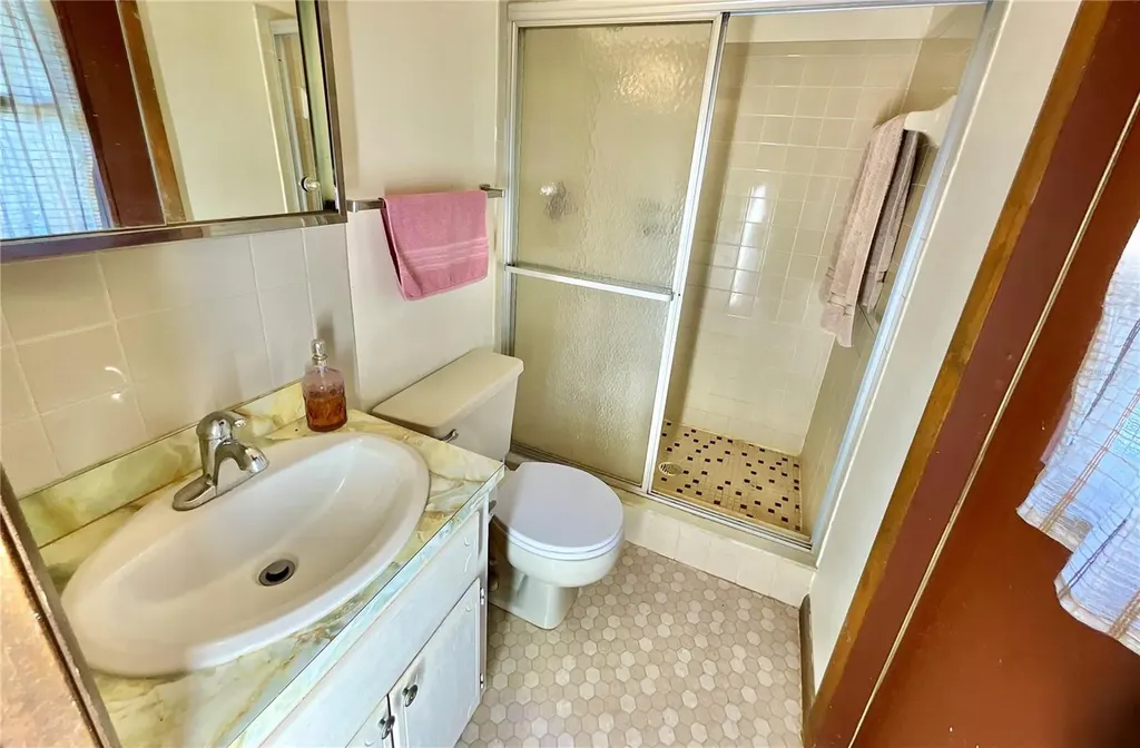 137 Oak Circle Interlachen FL 32148