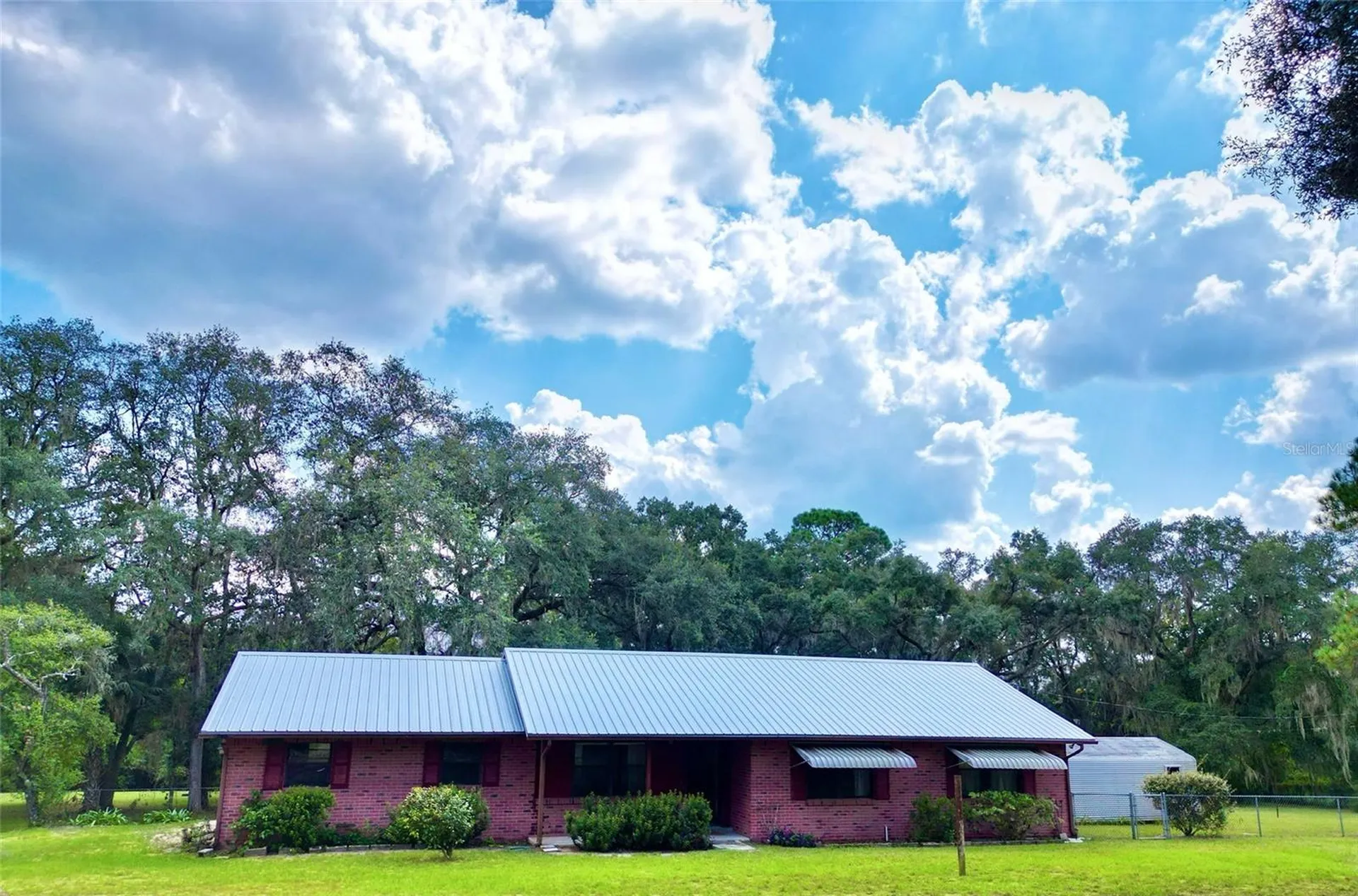 137 Oak Circle Interlachen FL 32148