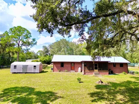 137 Oak Circle Interlachen FL 32148