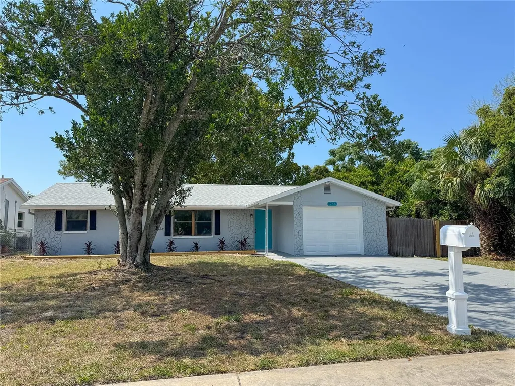 8927 Roble Way Port Richey FL 34668