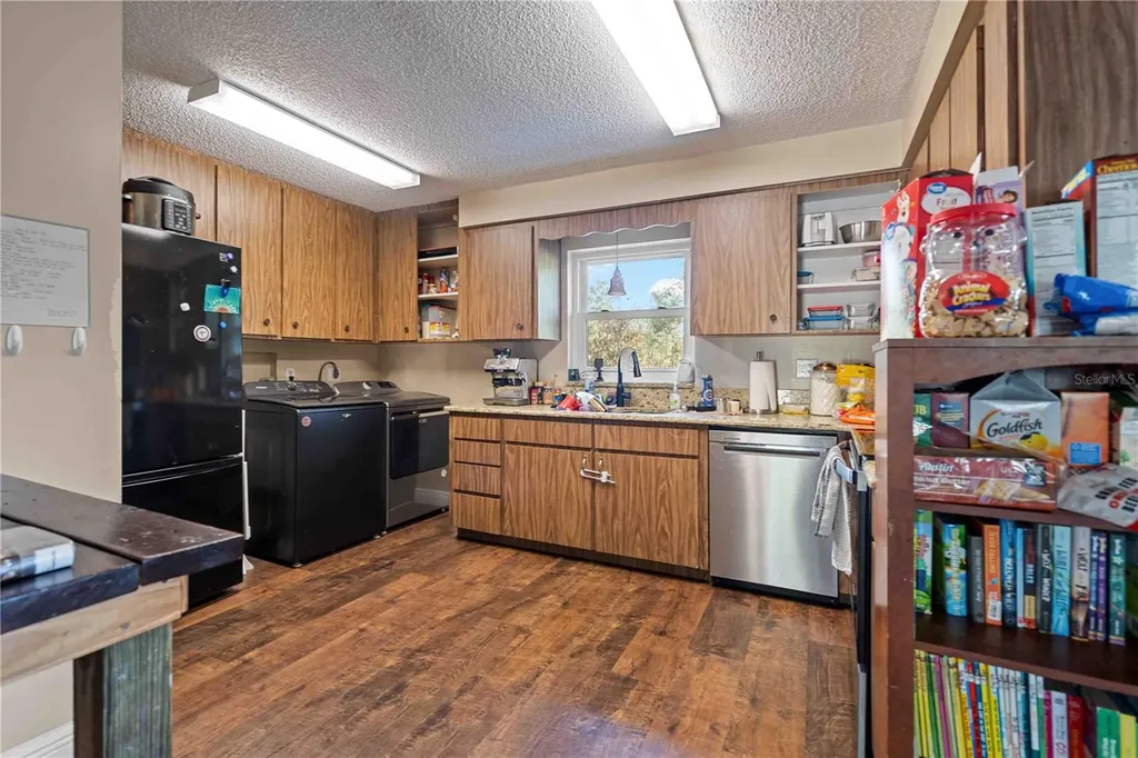 11350 SE 35th Street Morriston FL 32668