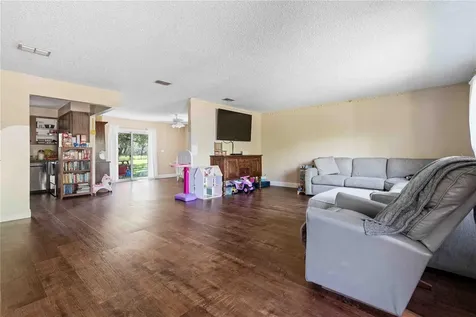 11350 SE 35th Street Morriston FL 32668