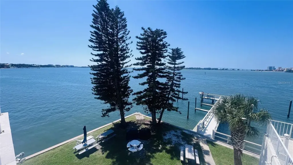 100 Pierce Street Clearwater FL 33756