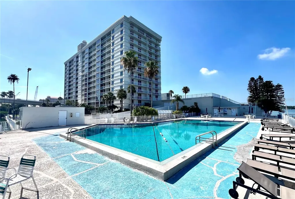 100 Pierce Street Clearwater FL 33756