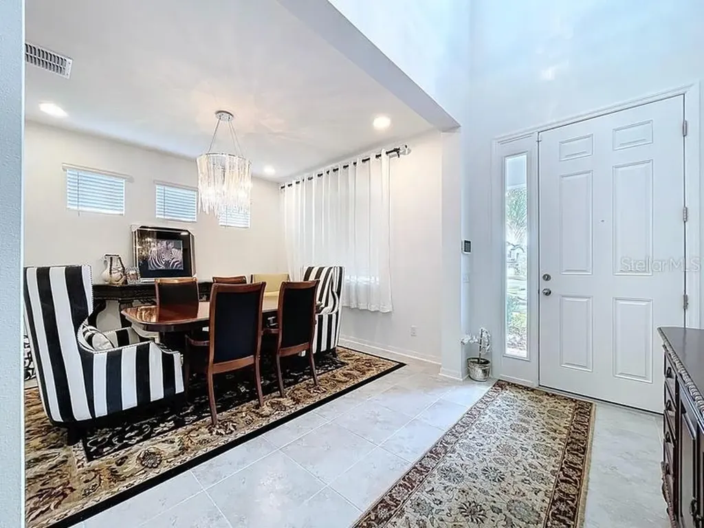 2450 Sunny Pebble Loop Zephyrhills FL 33540