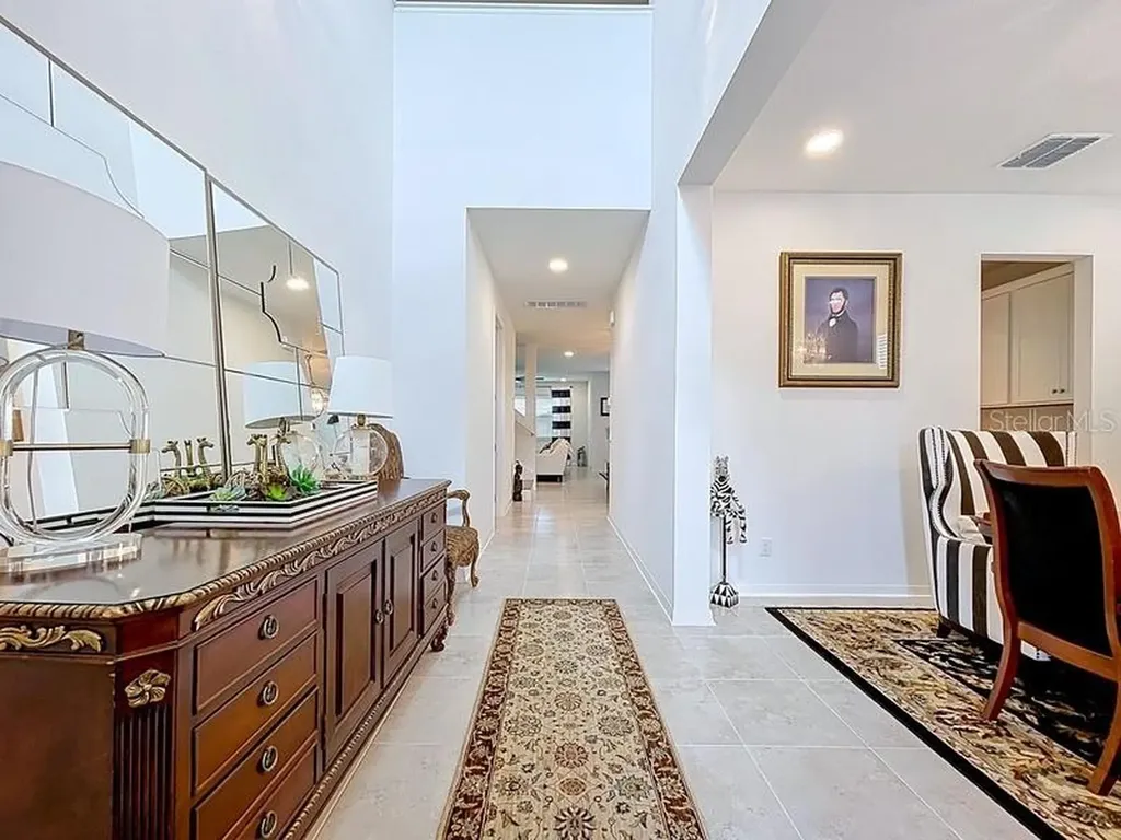 2450 Sunny Pebble Loop Zephyrhills FL 33540
