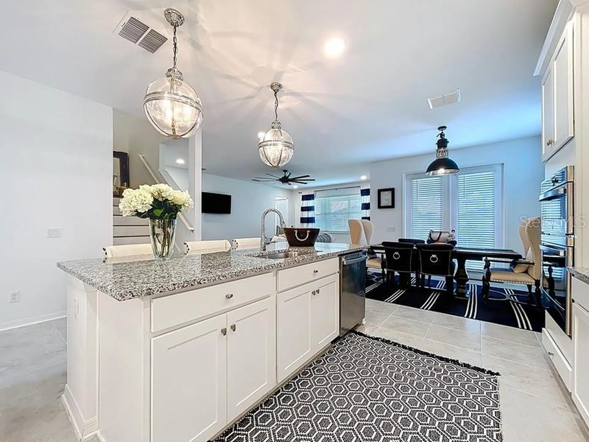 2450 Sunny Pebble Loop Zephyrhills FL 33540