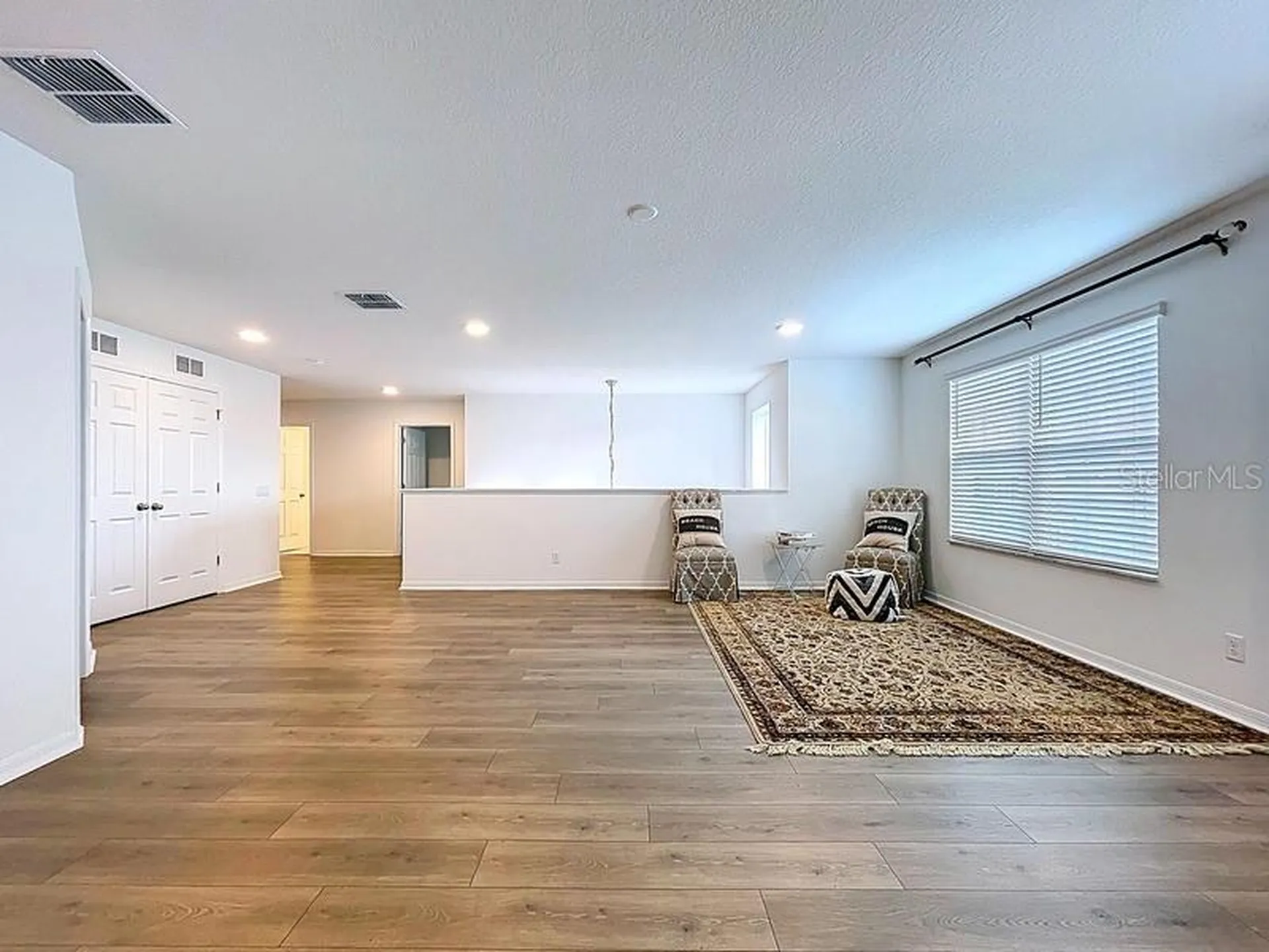 2450 Sunny Pebble Loop Zephyrhills FL 33540