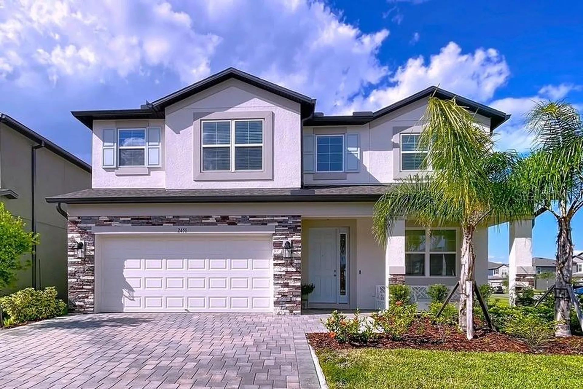 2450 Sunny Pebble Loop Zephyrhills FL 33540