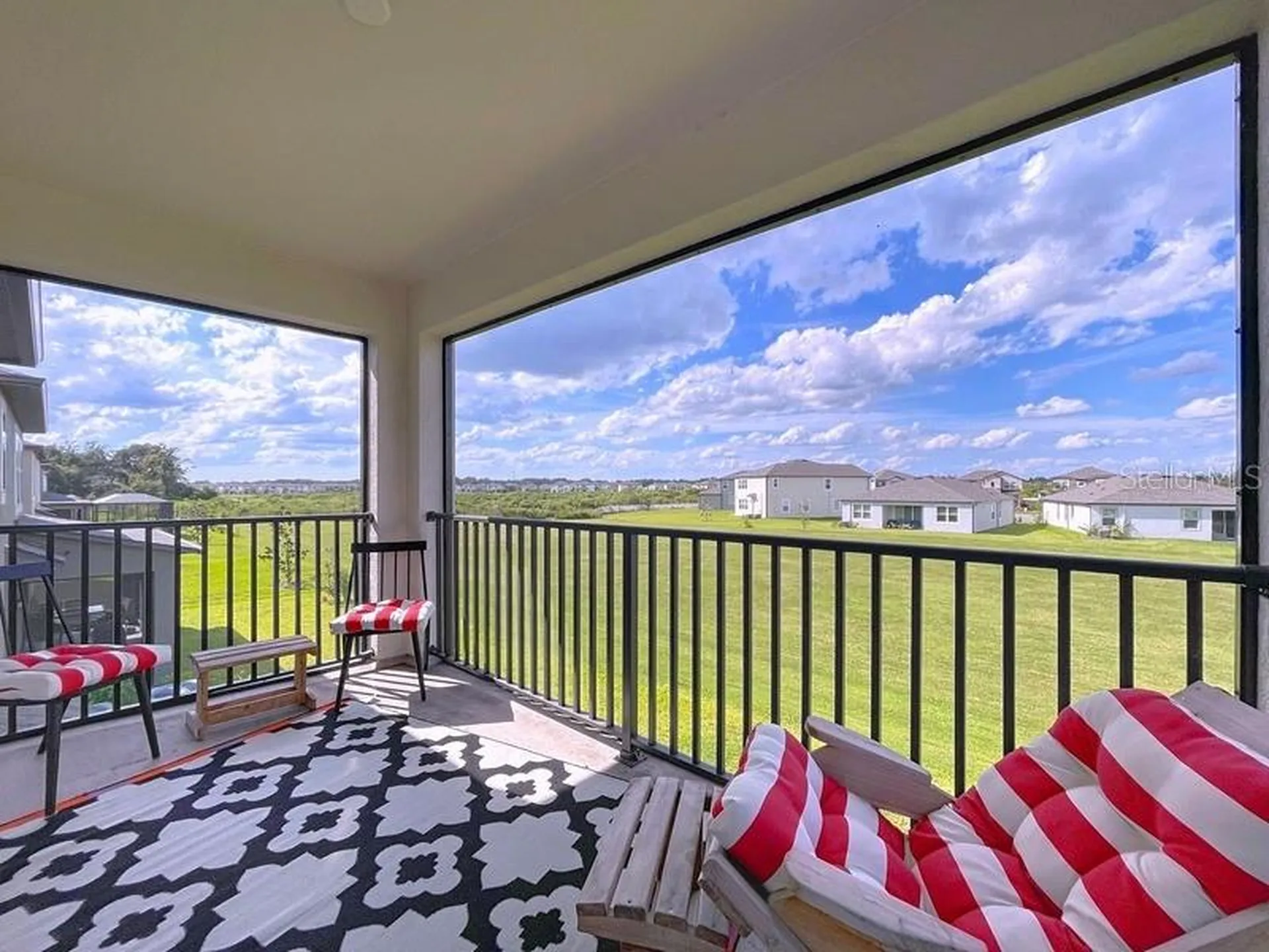2450 Sunny Pebble Loop Zephyrhills FL 33540