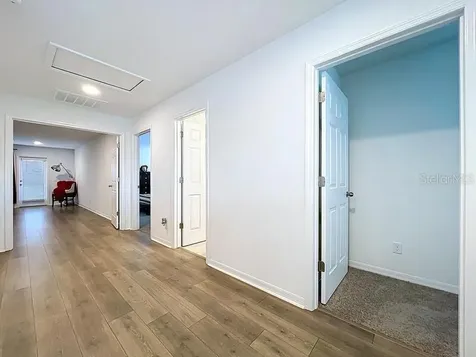 2450 Sunny Pebble Loop Zephyrhills FL 33540