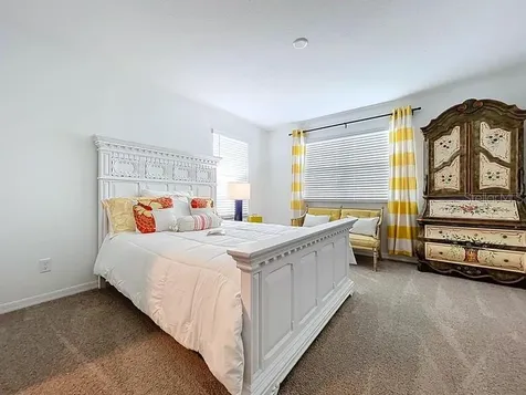 2450 Sunny Pebble Loop Zephyrhills FL 33540