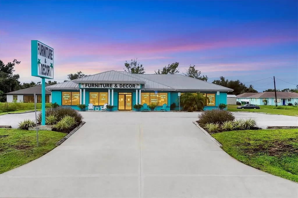 3279 S Access Road Englewood FL 34224