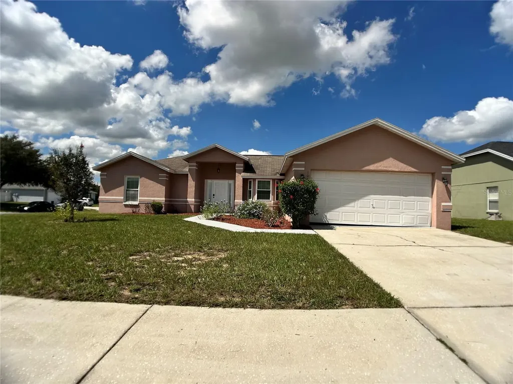 1068 Highland Crest Circle Lake Wales FL 33853