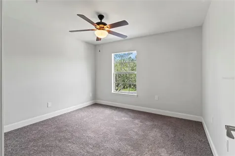 8911 Manor Loop Lakewood Ranch FL 34202