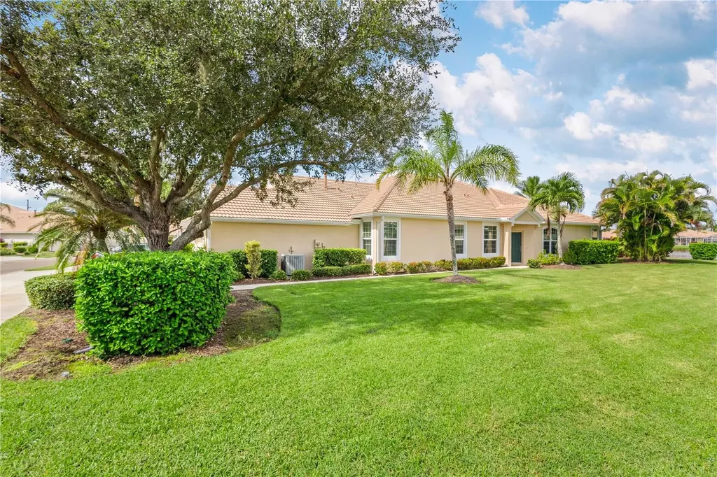 5064 Whispering Oaks Drive North Port FL 34287