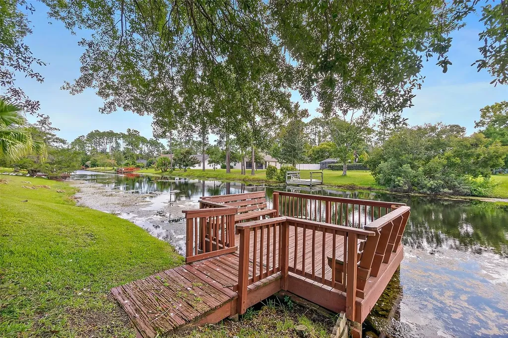 16 Bayside Drive Palm Coast FL 32137