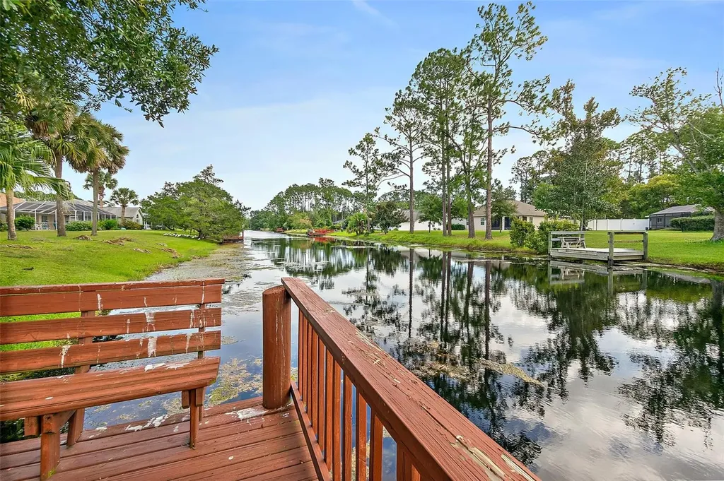 16 Bayside Drive Palm Coast FL 32137