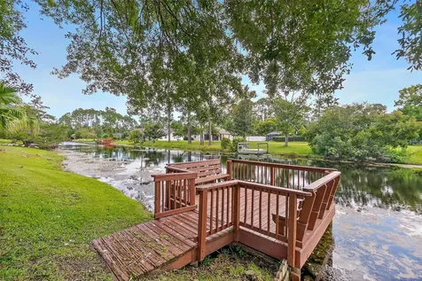 16 Bayside Drive Palm Coast FL 32137