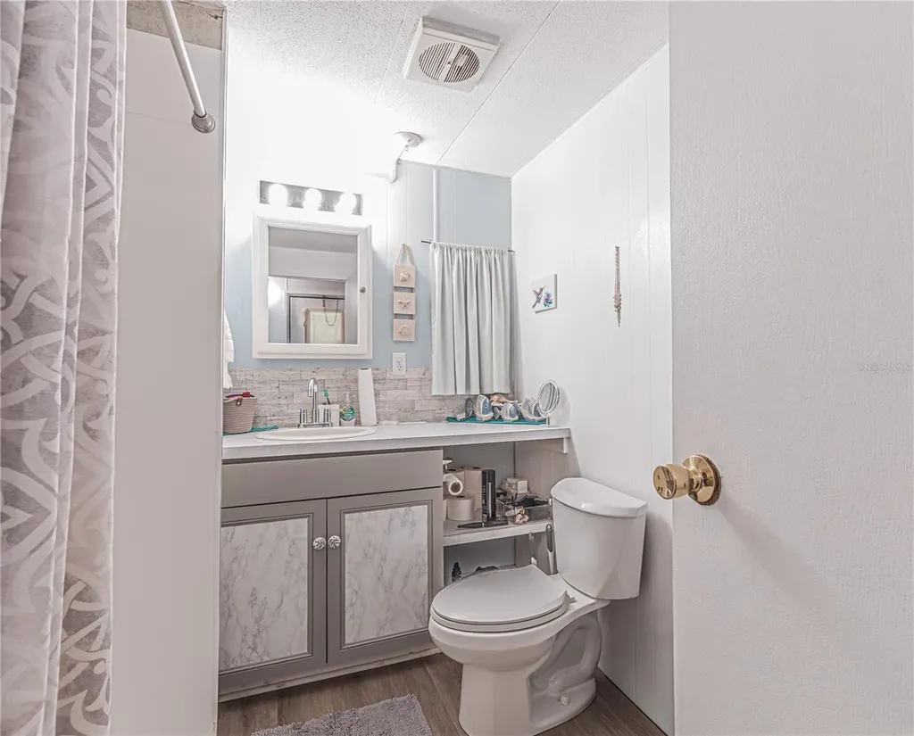 7139 El Conquistador Street Zephyrhills FL 33541