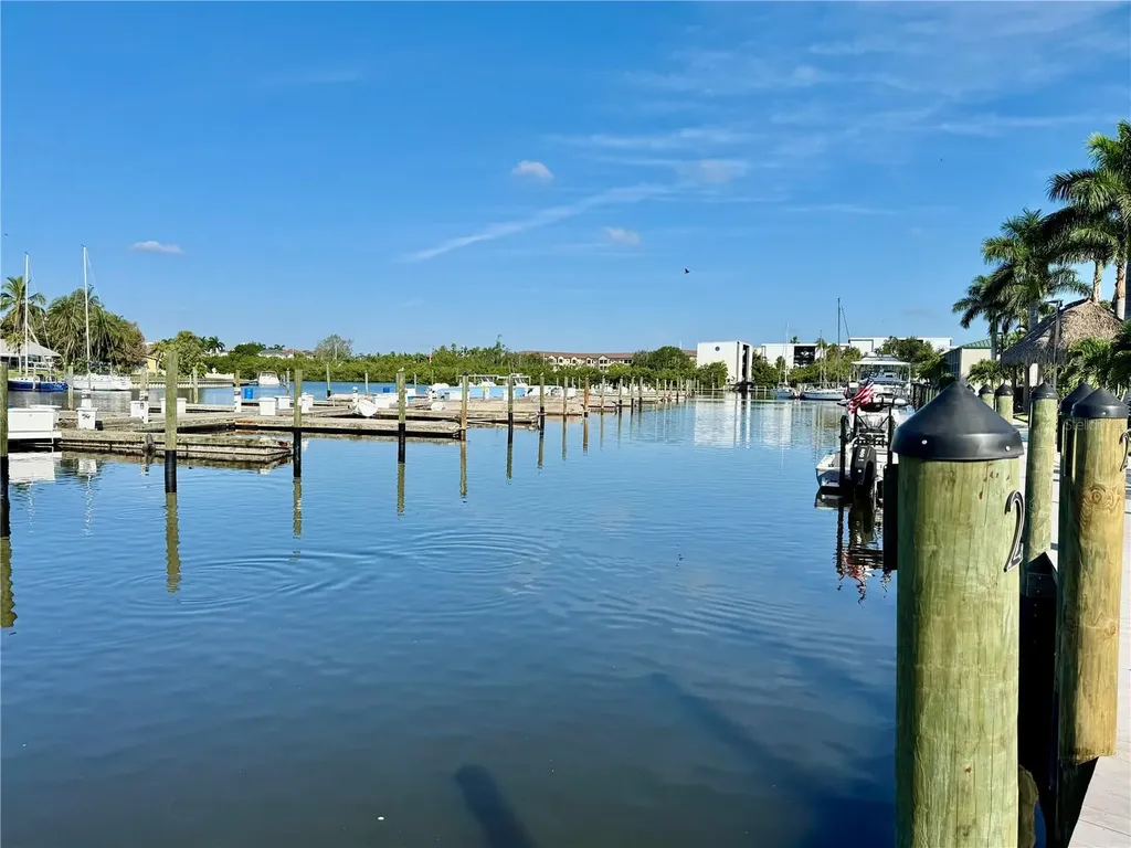 7150 N Tamiami Trail Sarasota FL 34243