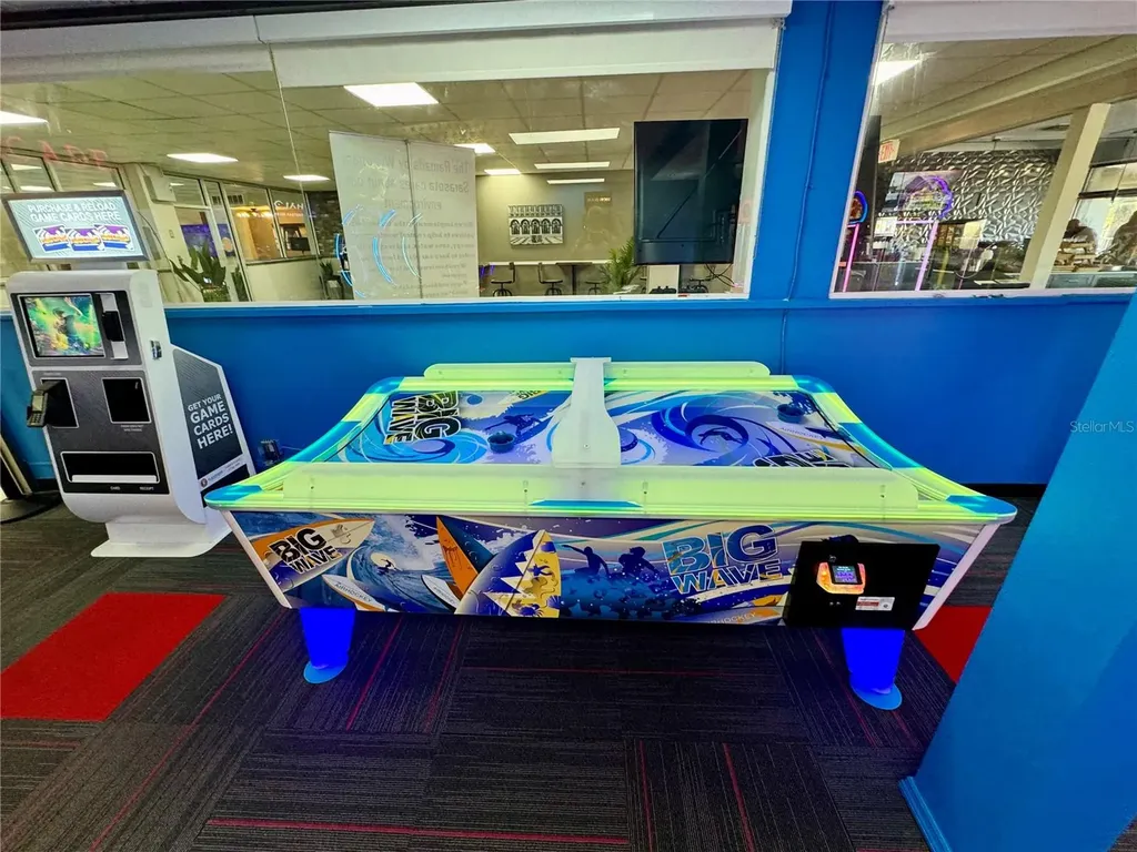 7150 N Tamiami Trail Sarasota FL 34243