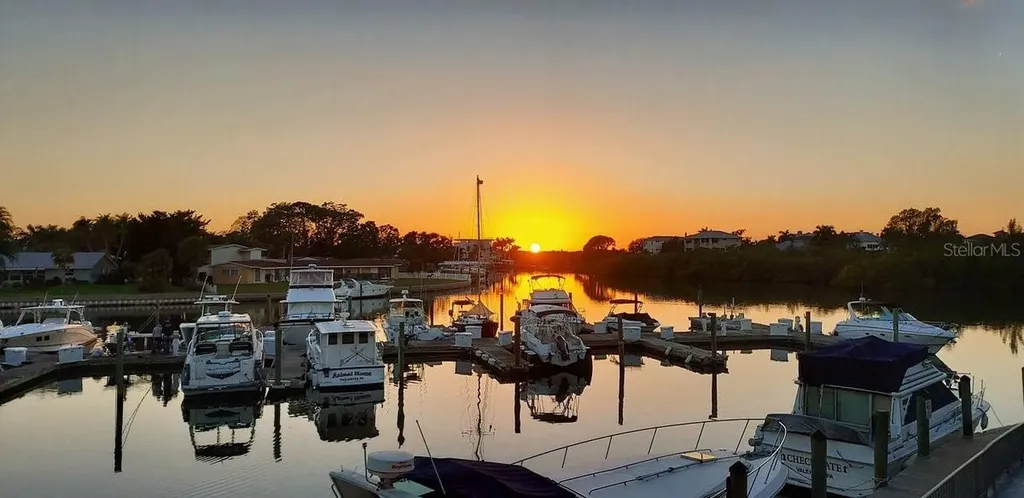 7150 N Tamiami Trail Sarasota FL 34243