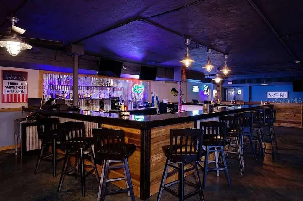 7150 N Tamiami Trail Sarasota FL 34243