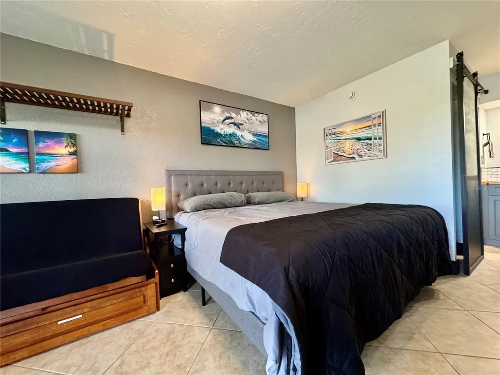 7150 N Tamiami Trail Sarasota FL 34243